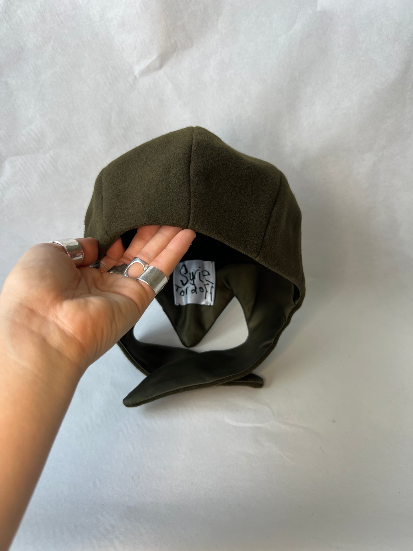 ‘In Search Of a Point’ Bonnet