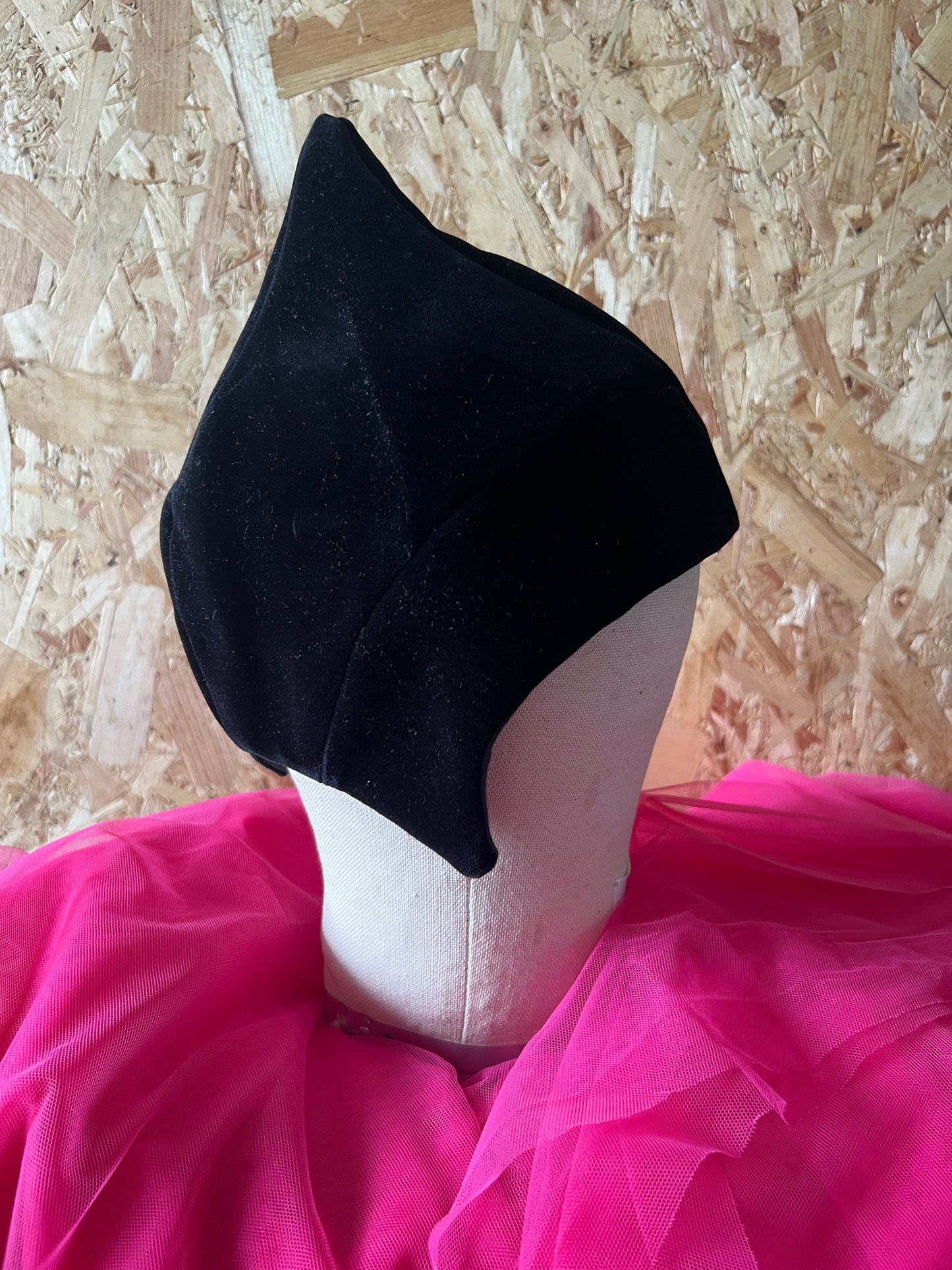 Sample Velvet ‘add a little height hat’