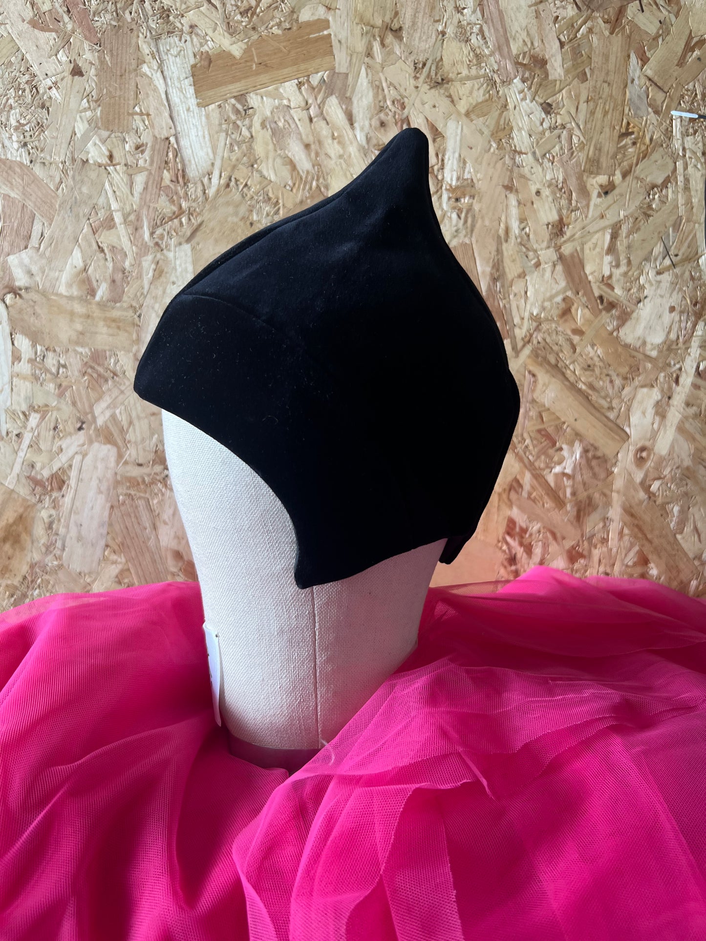 Sample Velvet ‘add a little height hat’