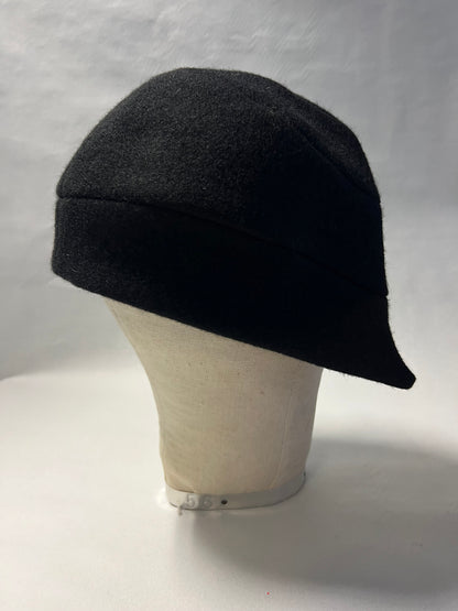 ‘Wonky widow’s peak’ hat