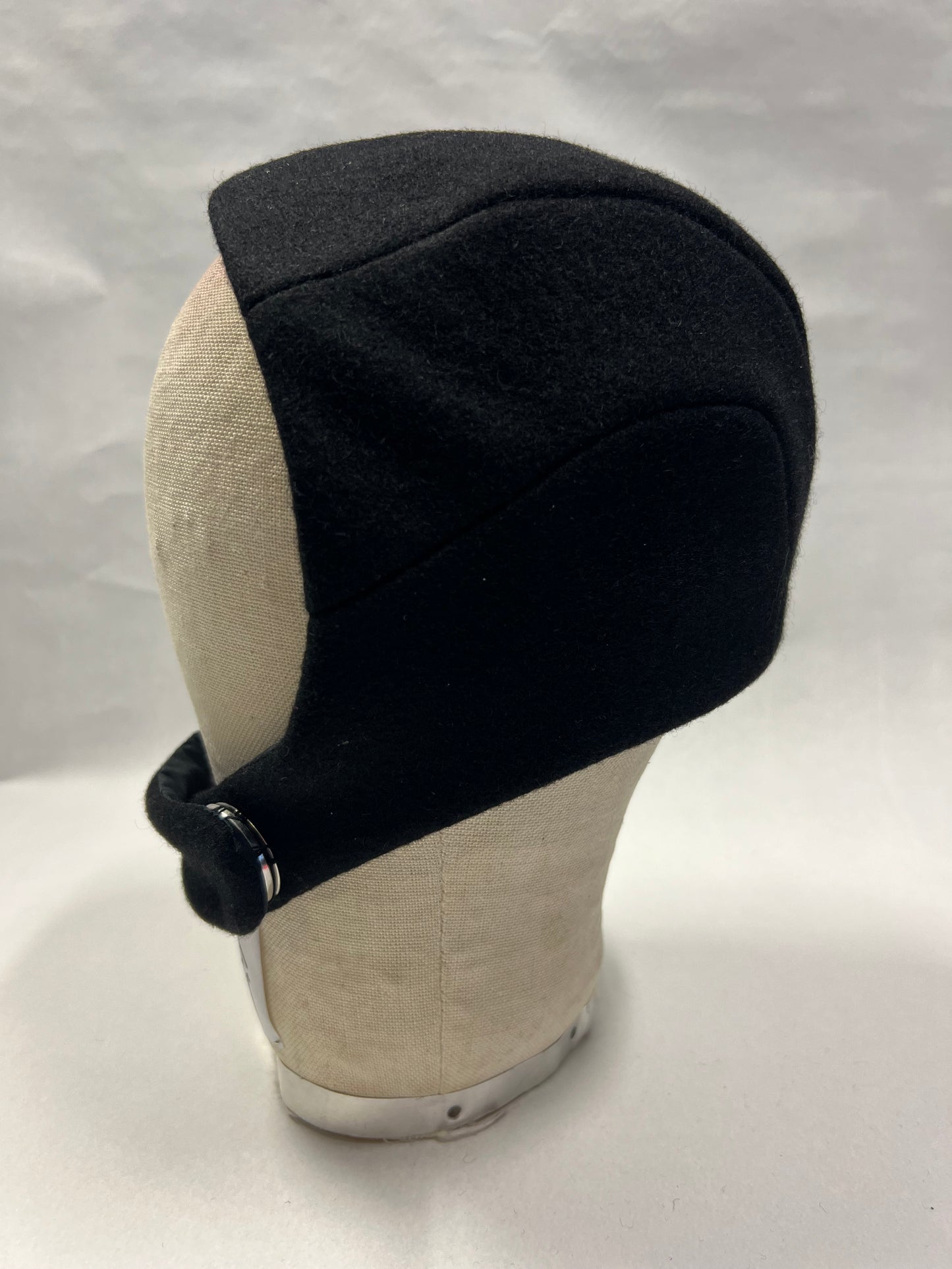 Pilot bonnet