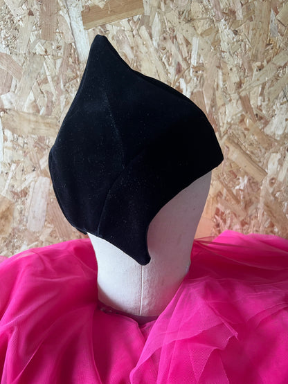 Sample Velvet ‘add a little height hat’