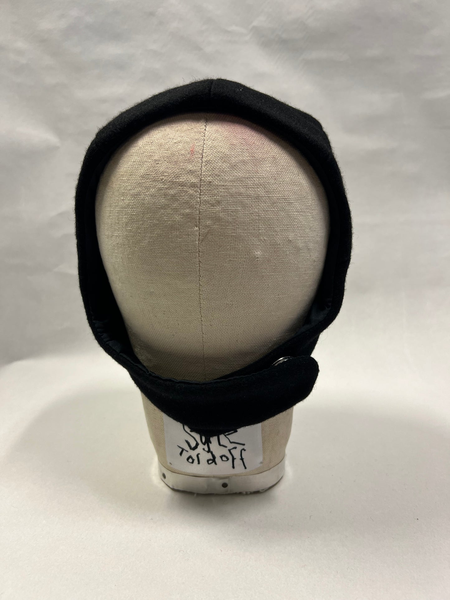Pilot bonnet