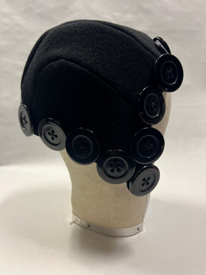 The button bonnet