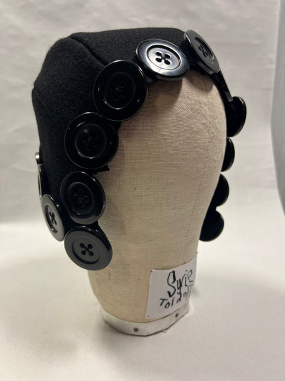 The button bonnet
