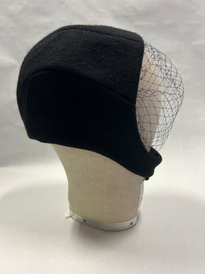 ‘Veiled Pilot’ bonnet