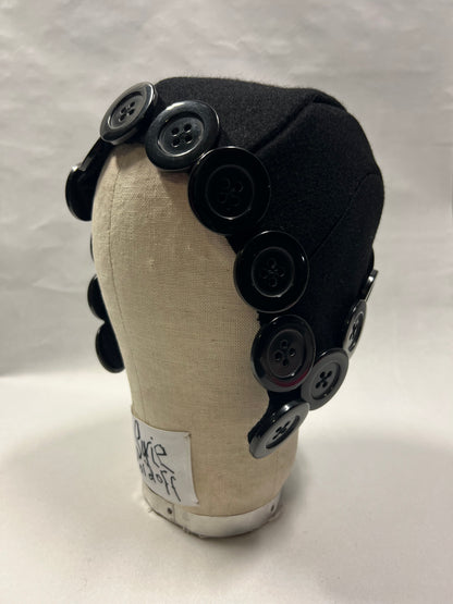 The button bonnet