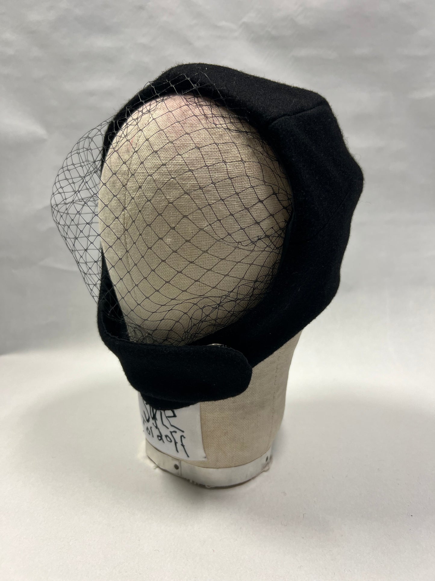 ‘Veiled Pilot’ bonnet