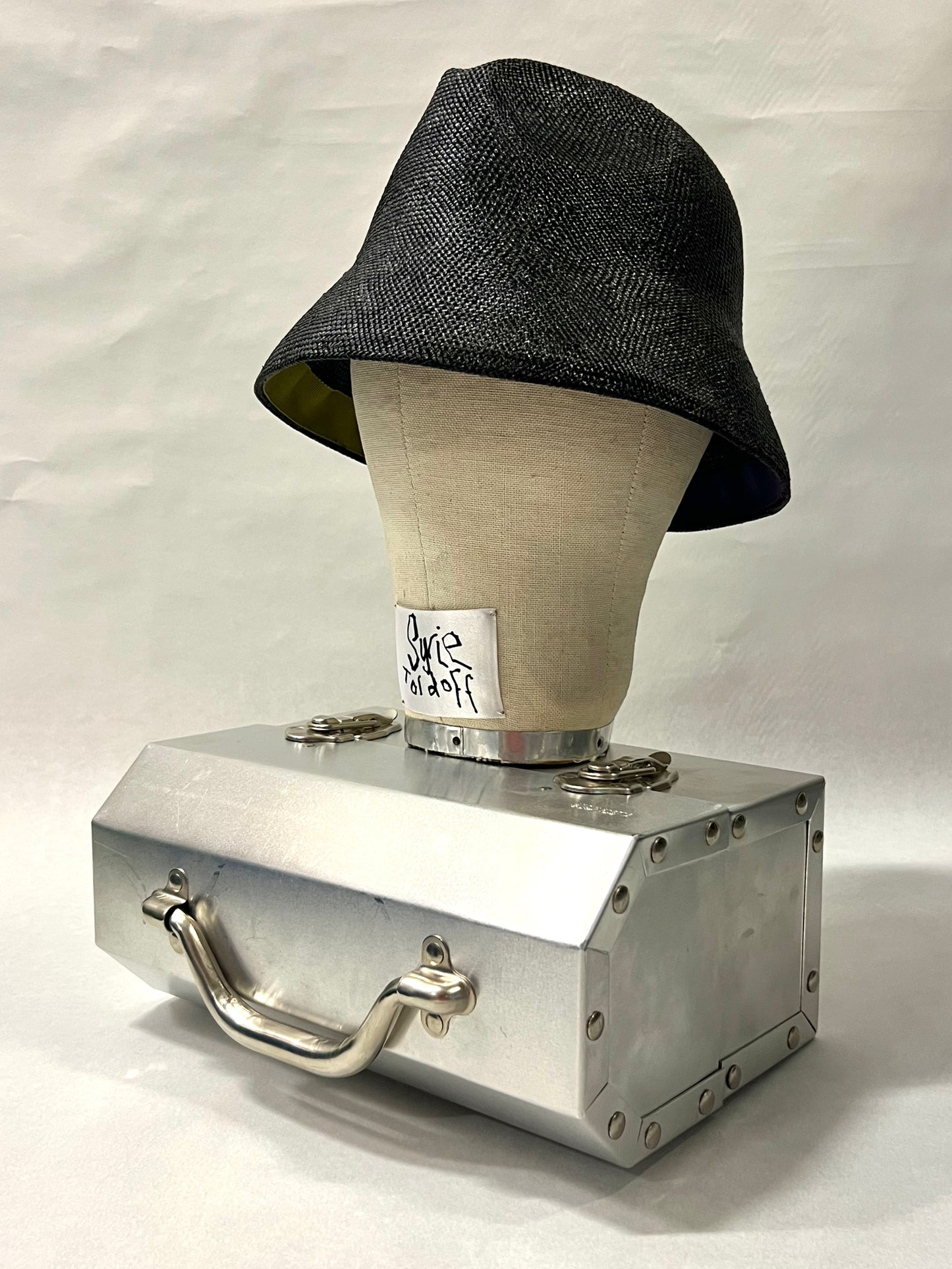 "PARTYING ON THE INSIDE" black hat