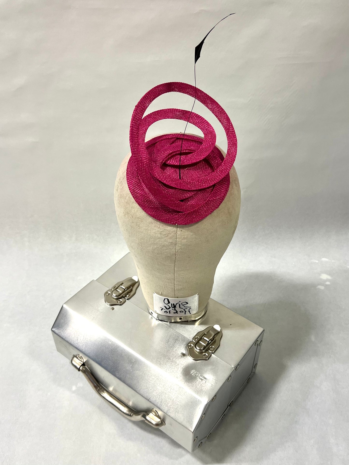 "MINI SCRIBBLE" headpiece