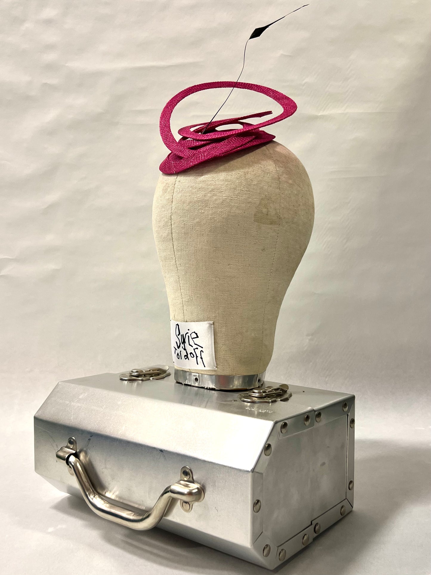 "MINI SCRIBBLE" headpiece
