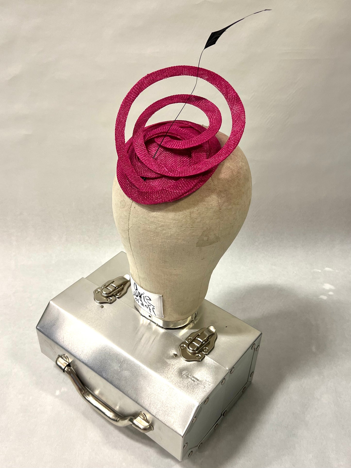 "MINI SCRIBBLE" headpiece