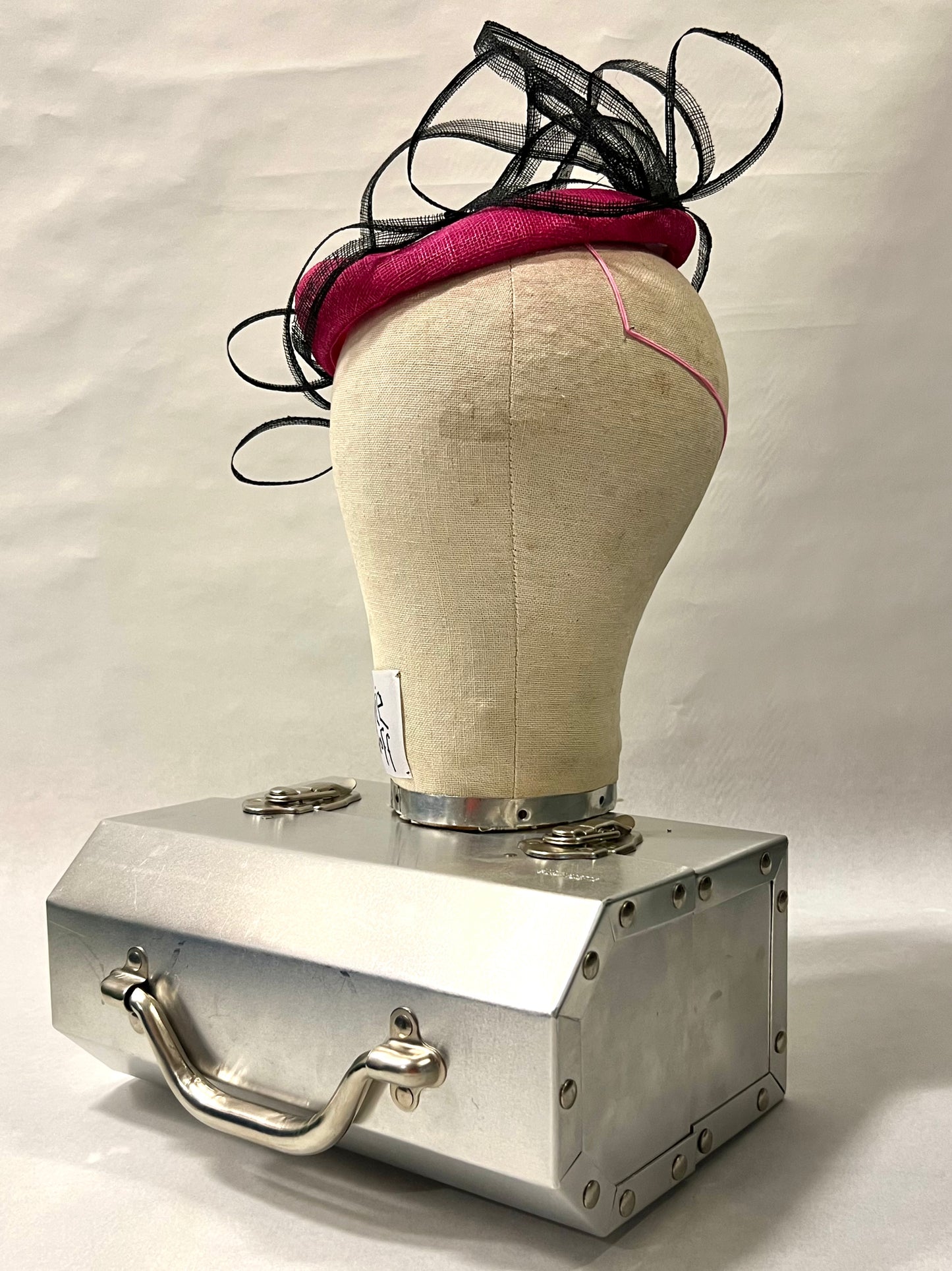 "SCRIBBLE" headpiece