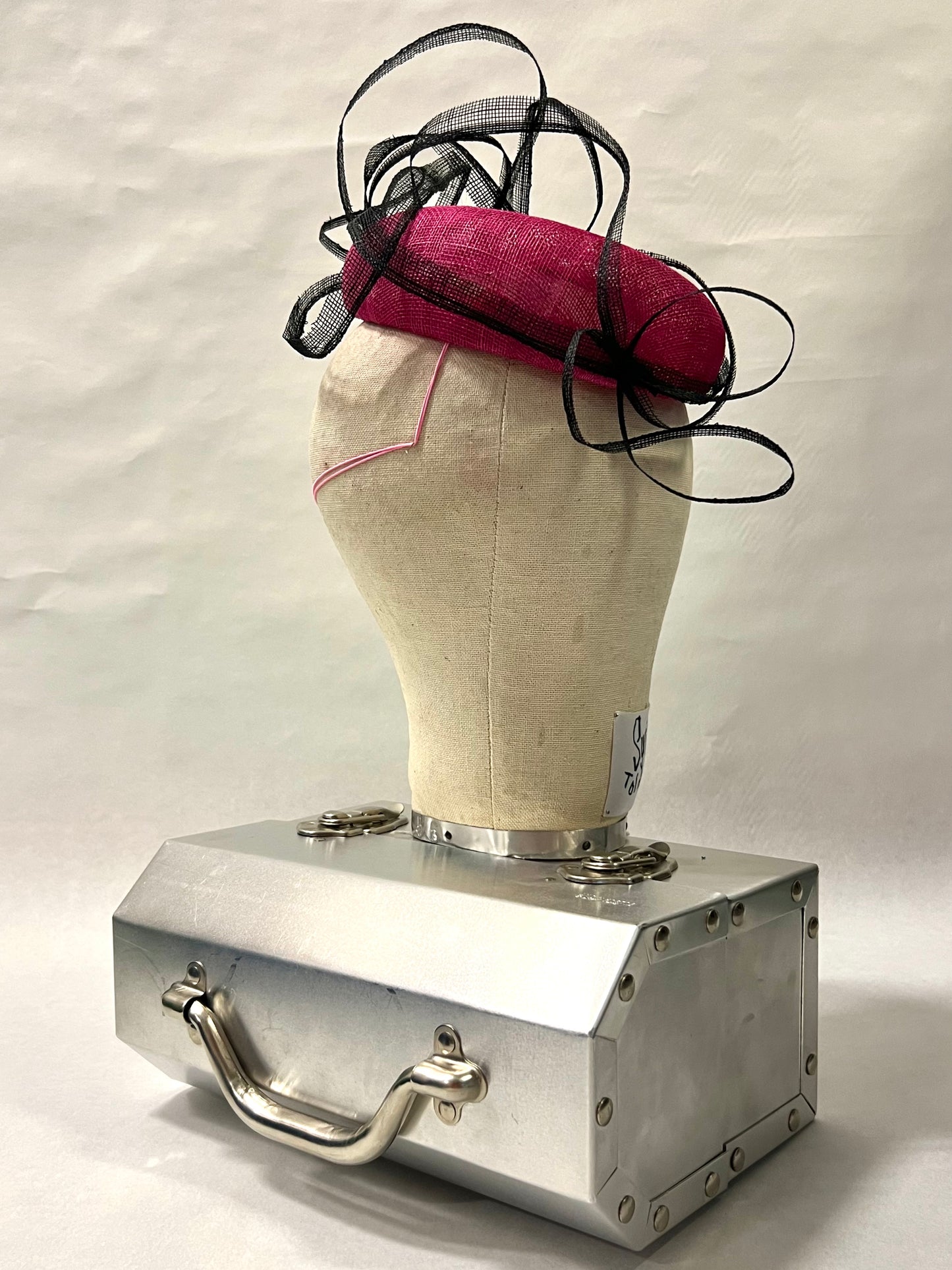 "SCRIBBLE" headpiece