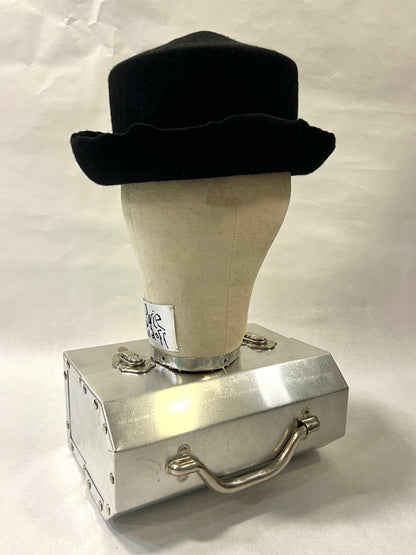 Brimmed pointed pork pie hat